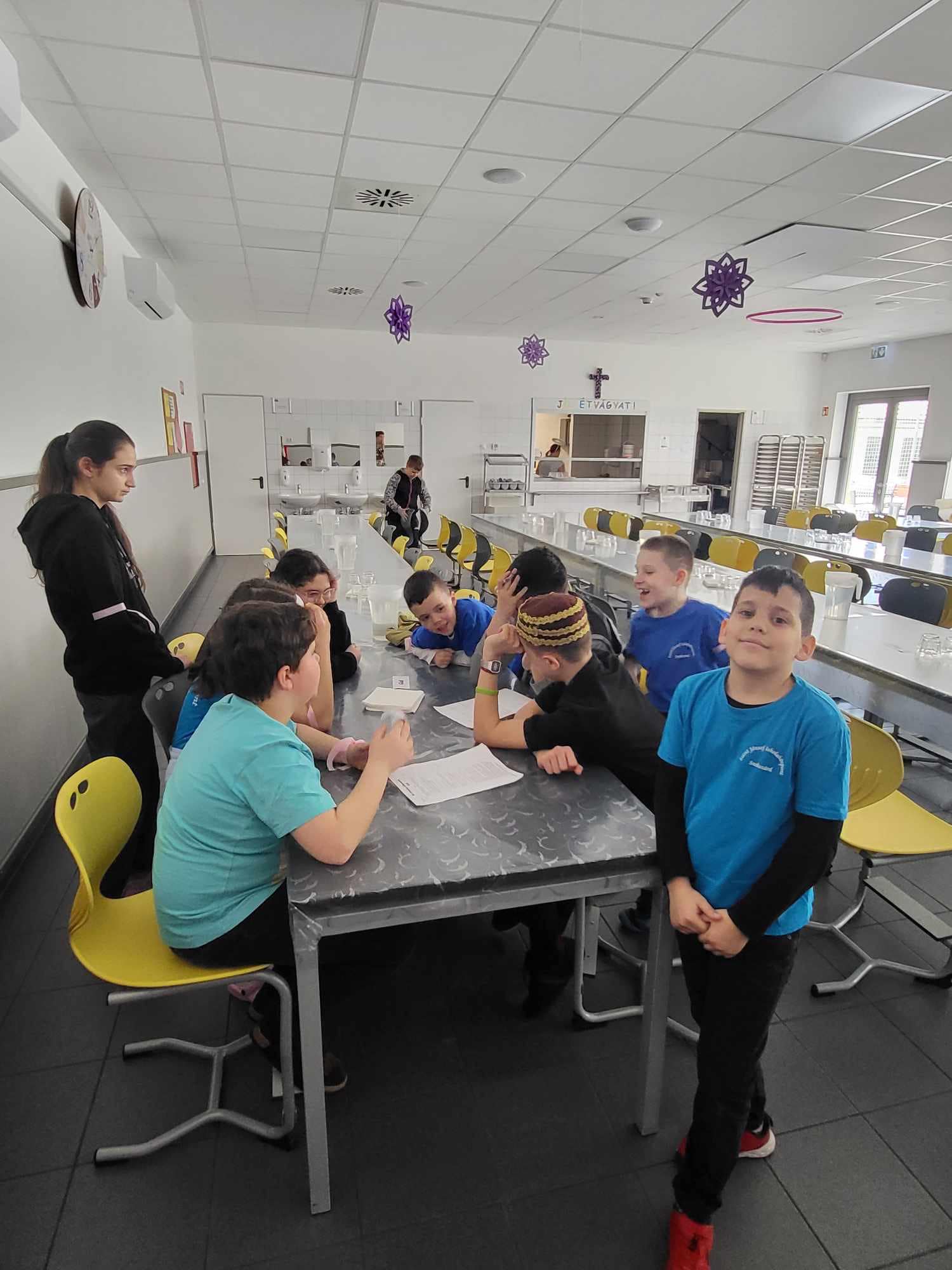 433572056 967551808225778 2189450286510982146 n